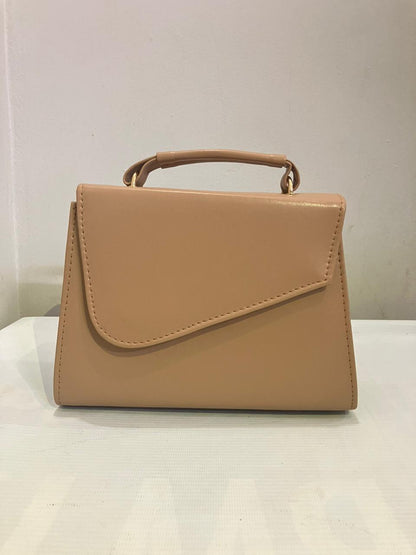 Structured Envelope Flap Handbag | Minimalist Top Handle Bag with Gold Chain Strap Abeeras Fashion